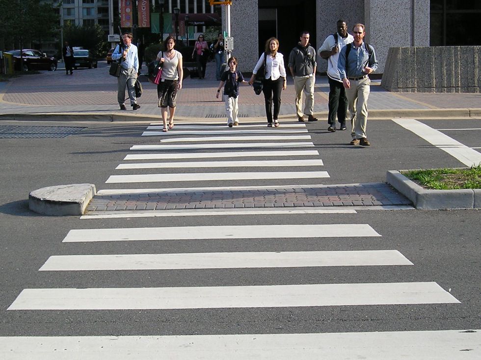 Safety Benefits of Raised Medians and Pedestrian Refuge Areas - Safety